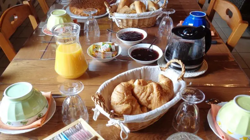 Table du petit-déjeuner.