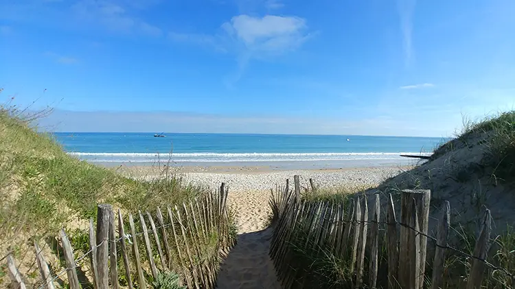 Accès à la plage de la Conche
