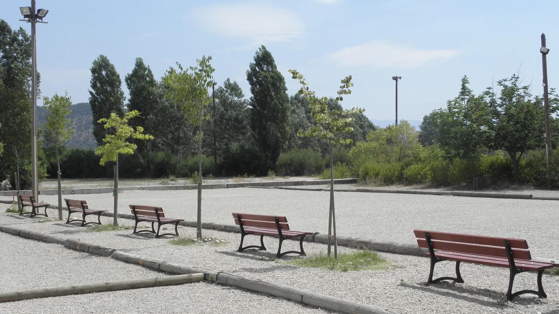 Boulodrome du lac des Buissonnades à Oraison