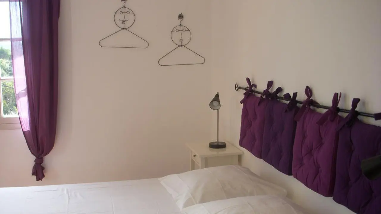 La Grande Chambre Violette