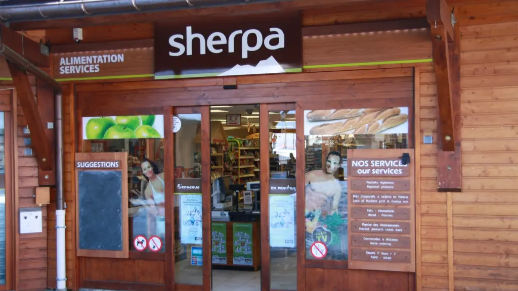 Sherpa supermarché, La Joue du Loup, Dévoluy, Hautes-Alpes