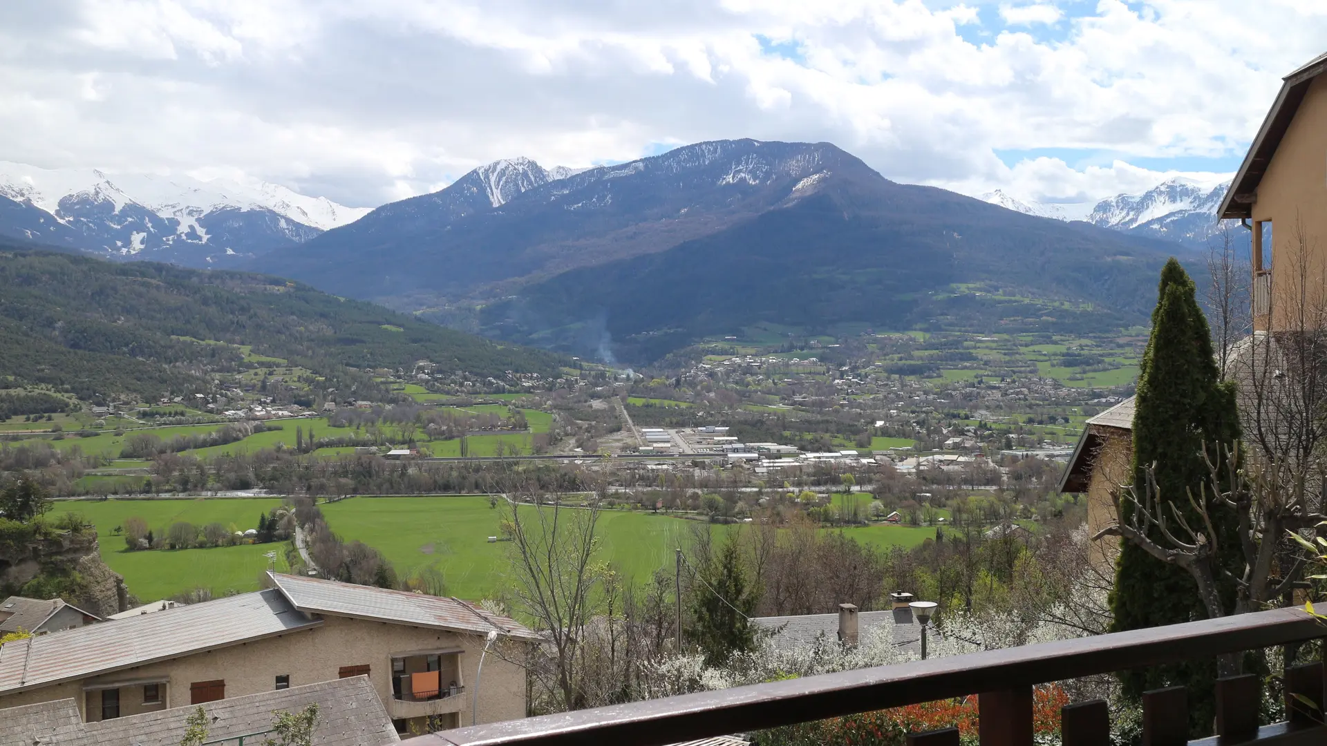 Résidence les Eglantines EMBRUN