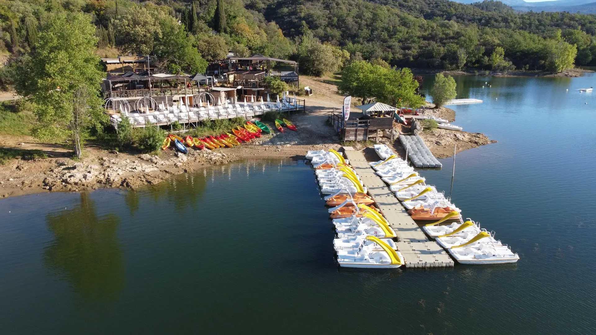 Au bord du Lac de Saint-Cassien