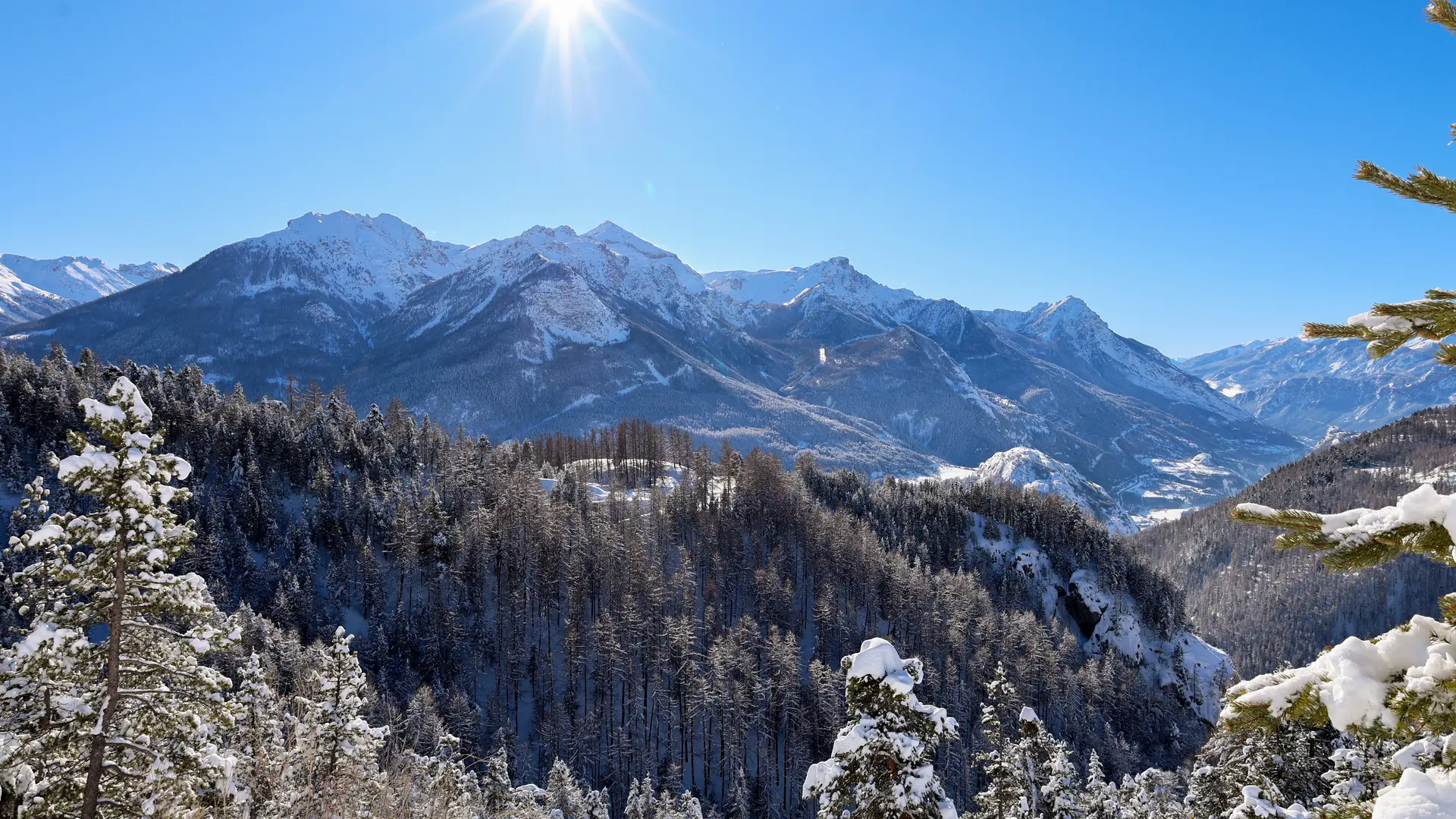 Itinéraire de randonnée en raquettes aux hameaux des Combes (Puy-Saint-André)