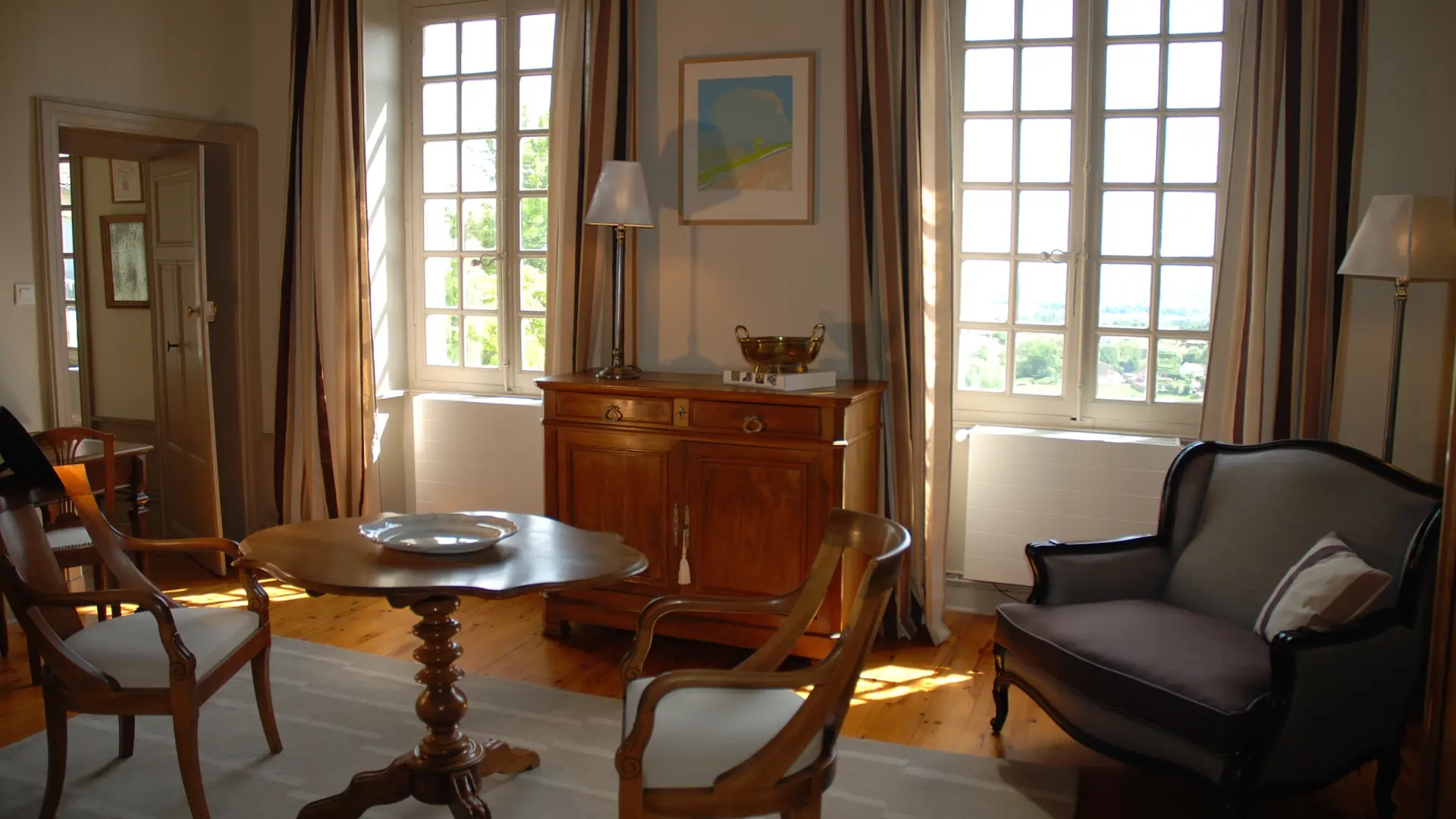 Chambre alcôve fenêtres