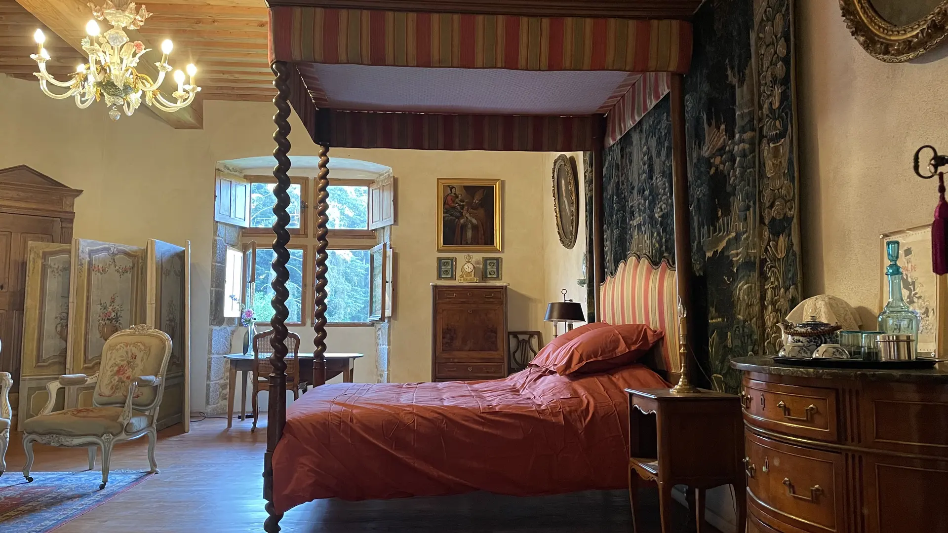 Grande chambre (chambre d'amis)