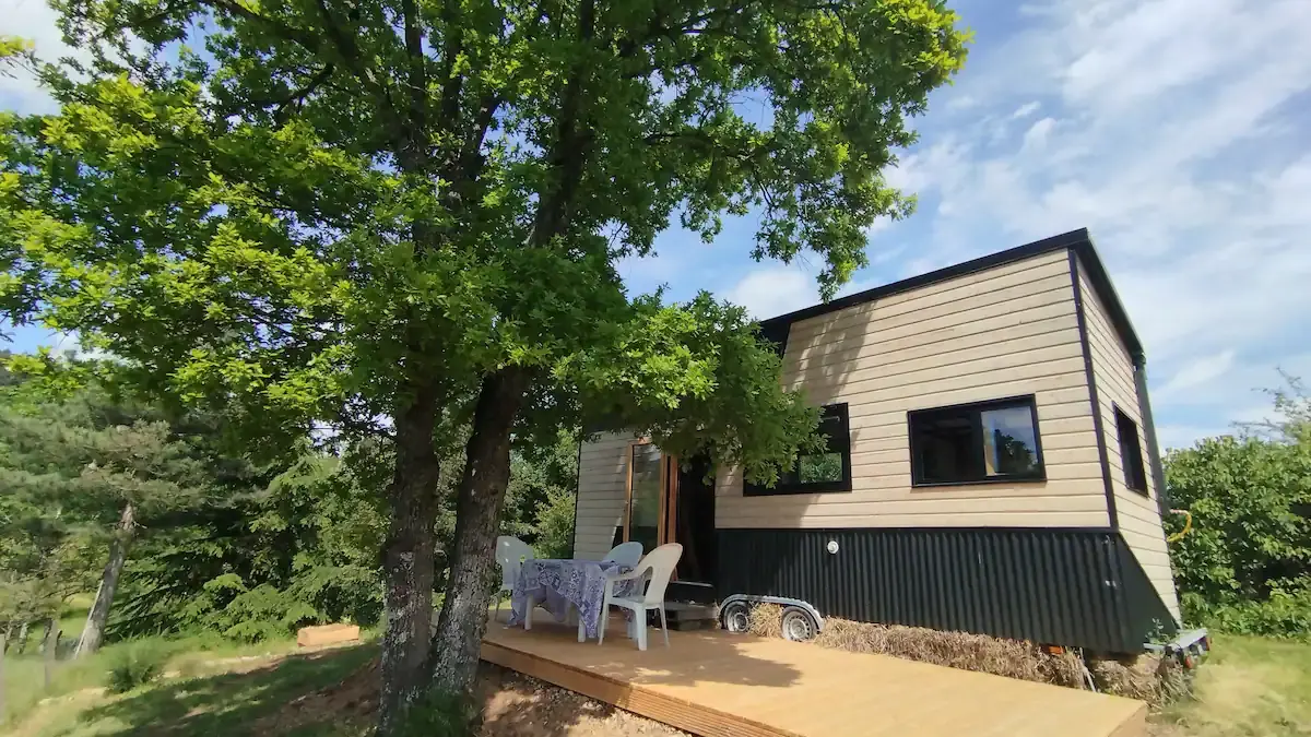 Tiny house