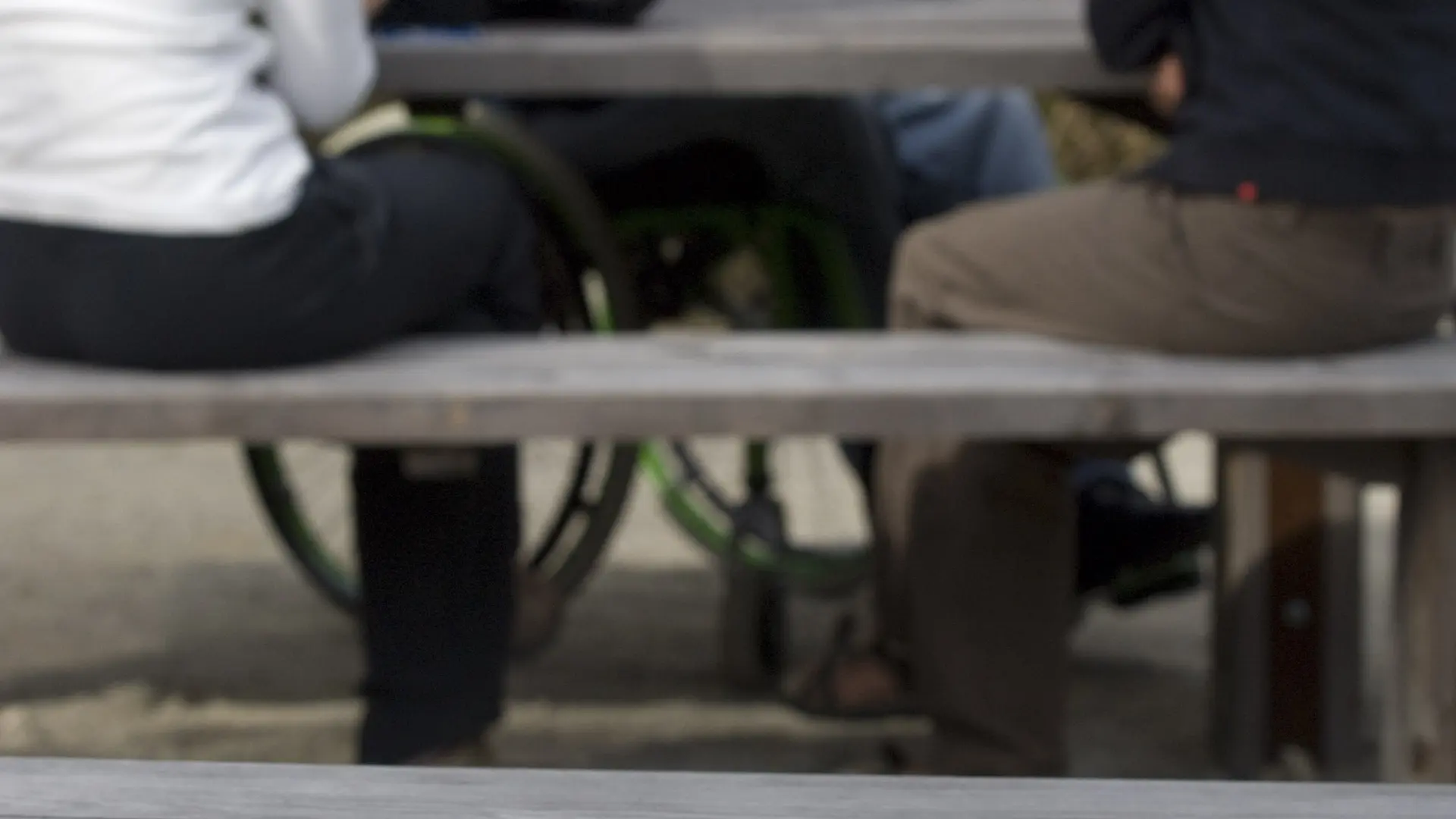 Tables de pique-nique accessibles PRM