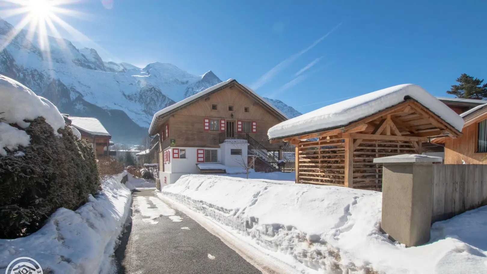 CHALET EN HIVER