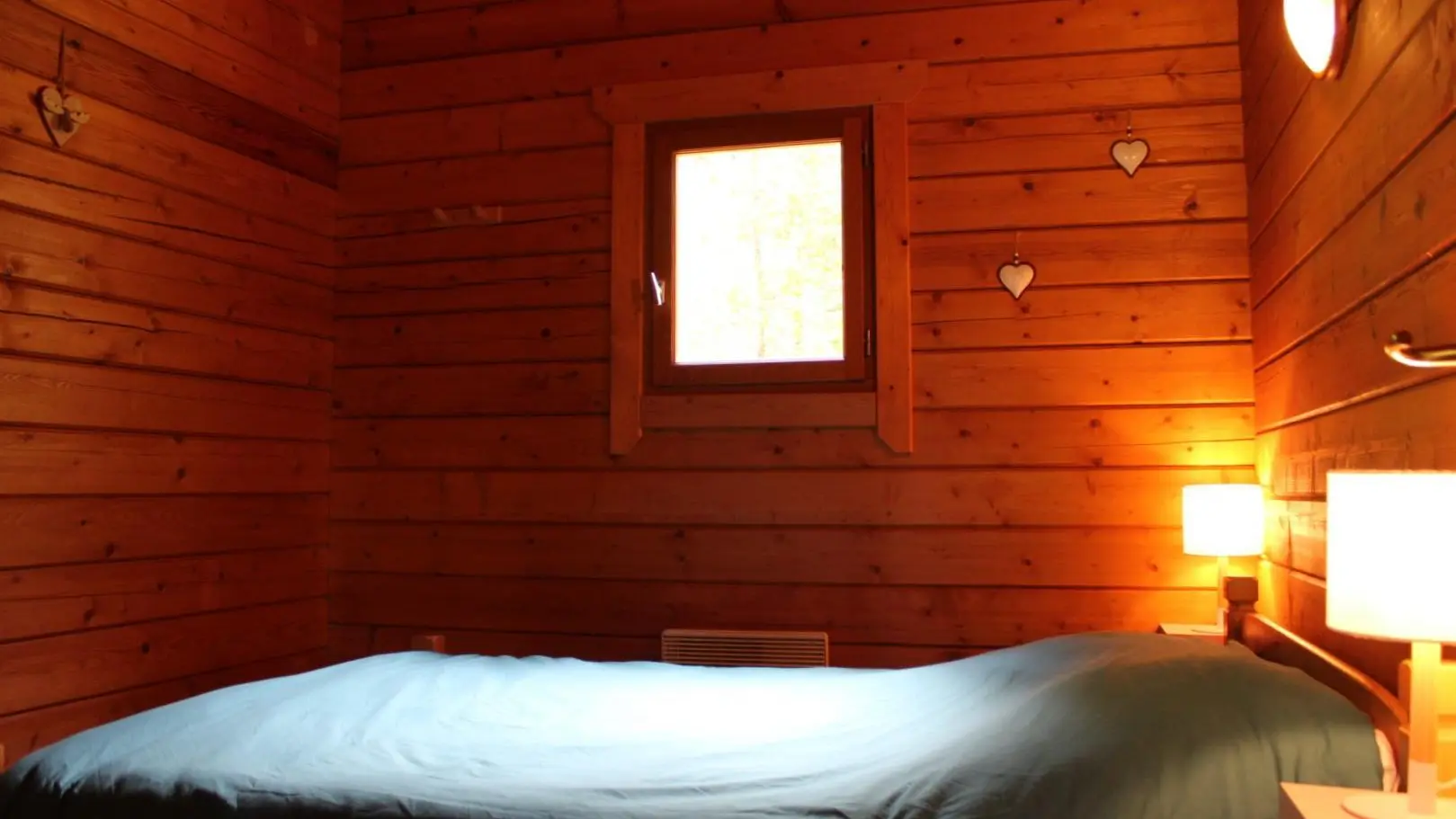 Gîte L'Escondu-Chambre-Roubion-Gîtes de France des Alpes-Maritimes