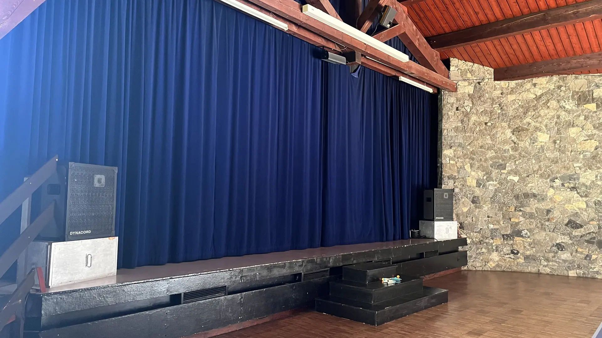 Salle Grand Massif - Les Becchi - Samoens - Haute-Savoie
