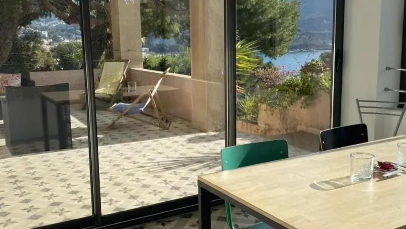 véranda vue et accès terrasse