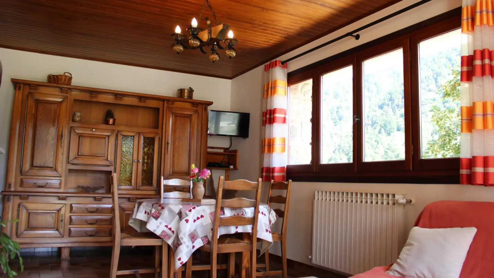 Gîte Chalet St Michel-Séjour-Saint-Martin-Vésubie-Gîtes de France des Alpes-Maritimes