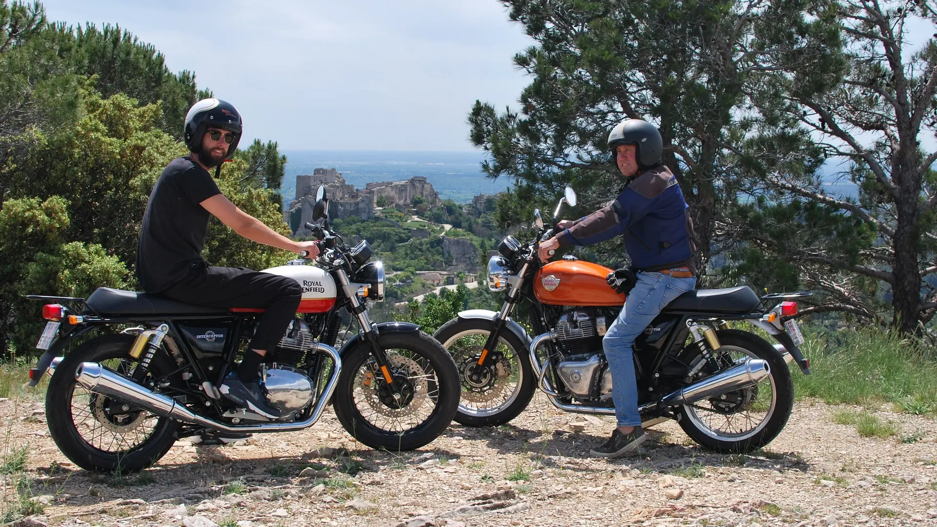 Location moto et sidecar à Saint-Rémy-de-Provence