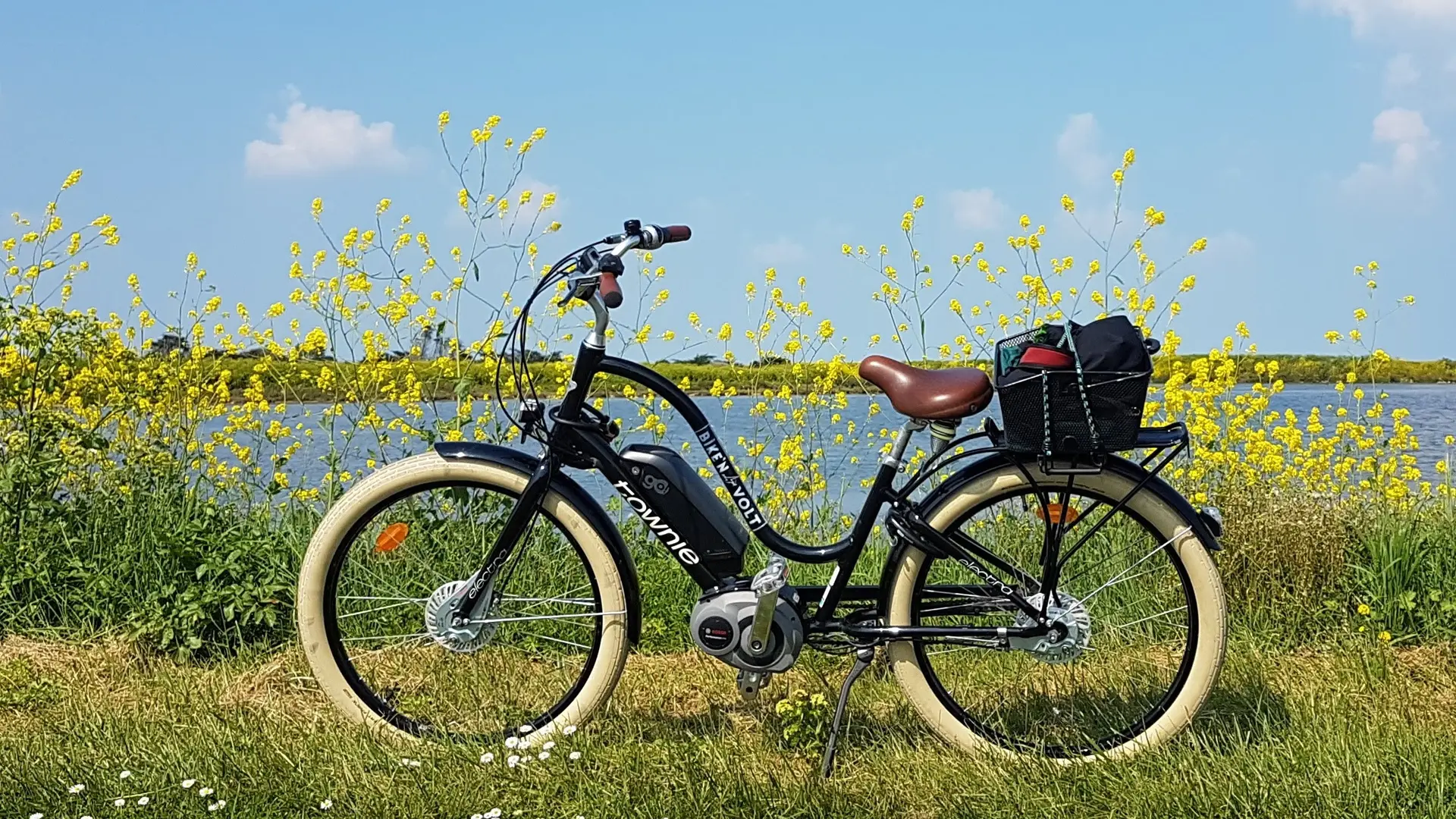 Vélo à assistance électrique dans les marais