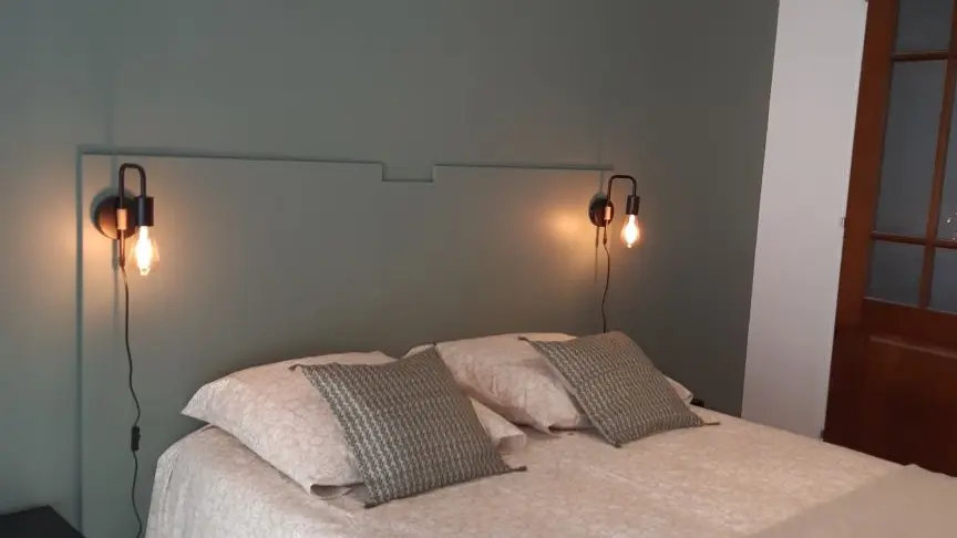 Chambre lit 140 cm City-Break le Capri - Le Cannet - Gîtes de France Alpes-Maritimes