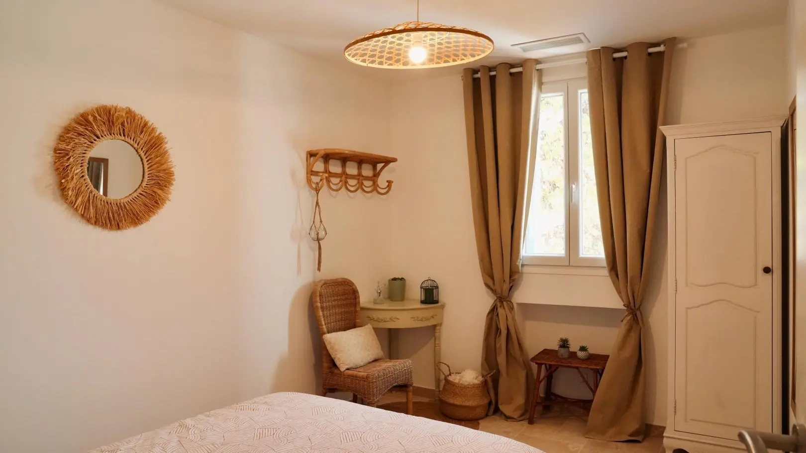 Gîte l'EnVie de Bonheur -chambre -Gîtes de France Alpes-Maritimes