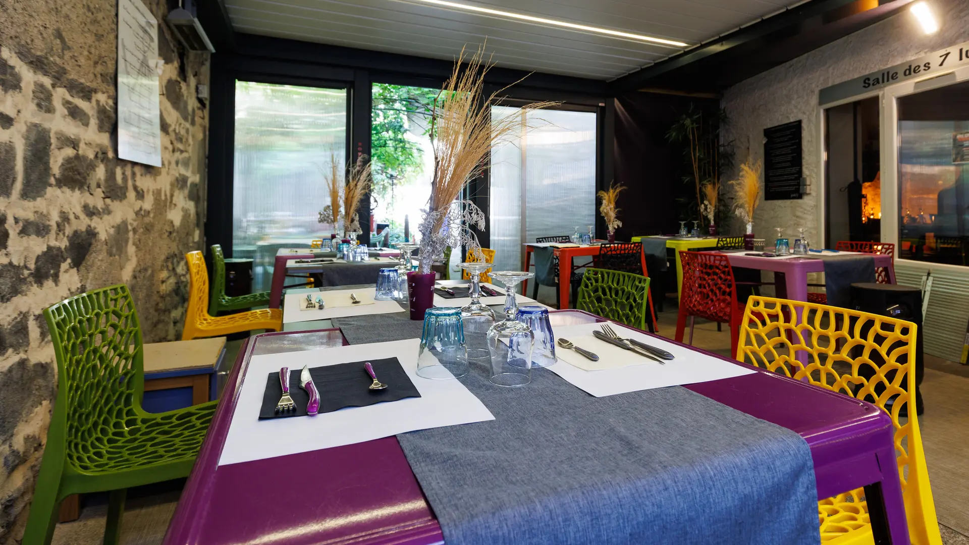 Salle de restauration - arrière