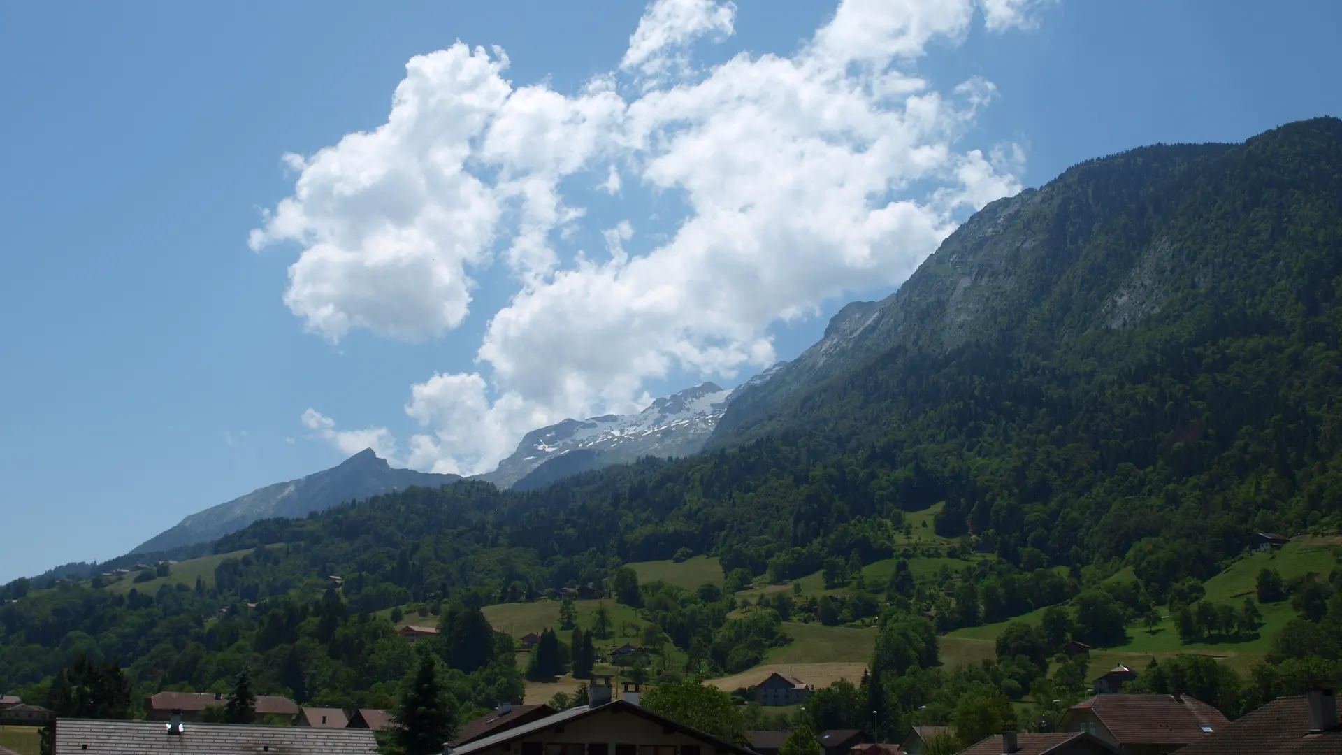 Vue extérieure Debeduse à Thônes