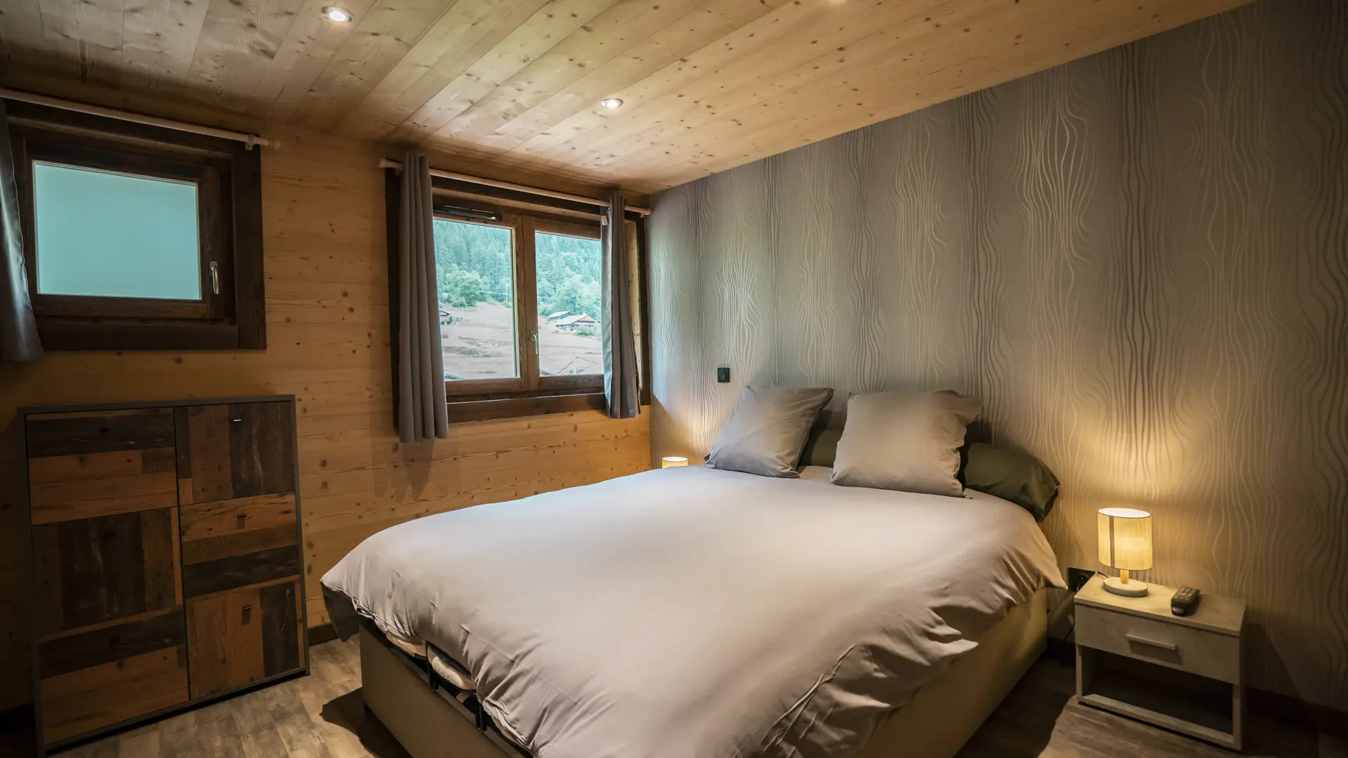 Chambre 4 - 5 pièces - Chalet les Cerfs_Châtel