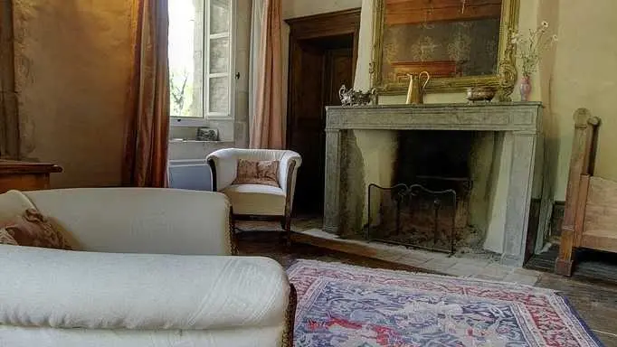 Suite au 1er étage de la chambre : 