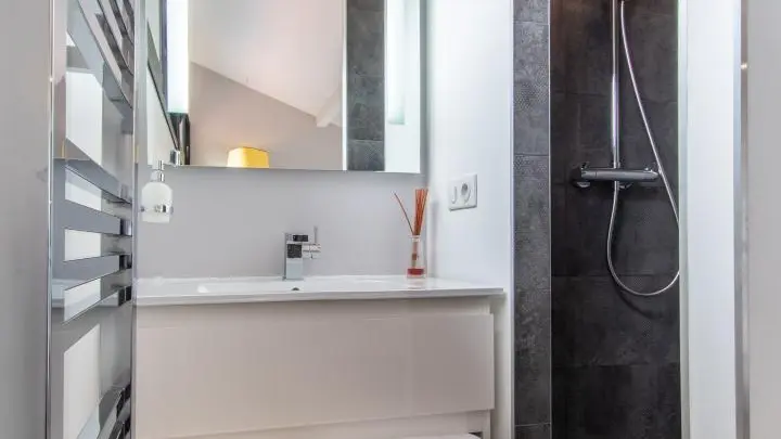 Salle d'eau privative chambre 4