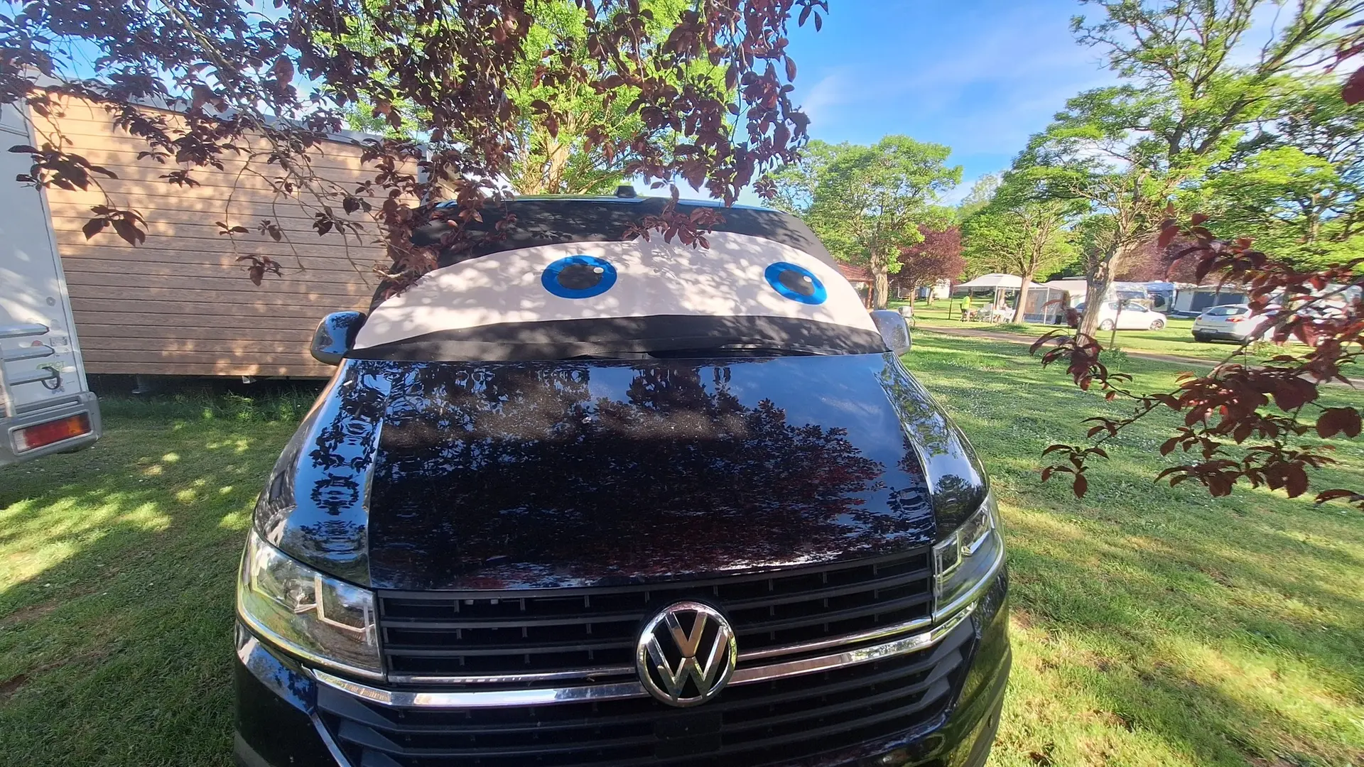 Aire camping car Voiture