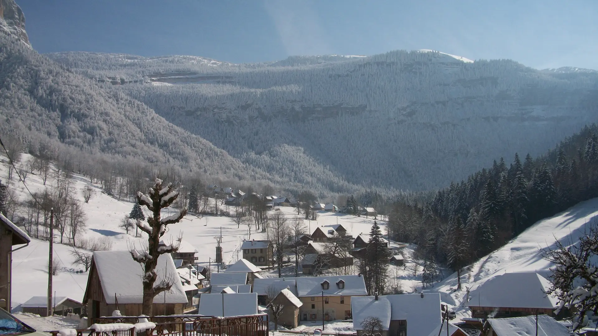 Vue depuis le gîte en hiver