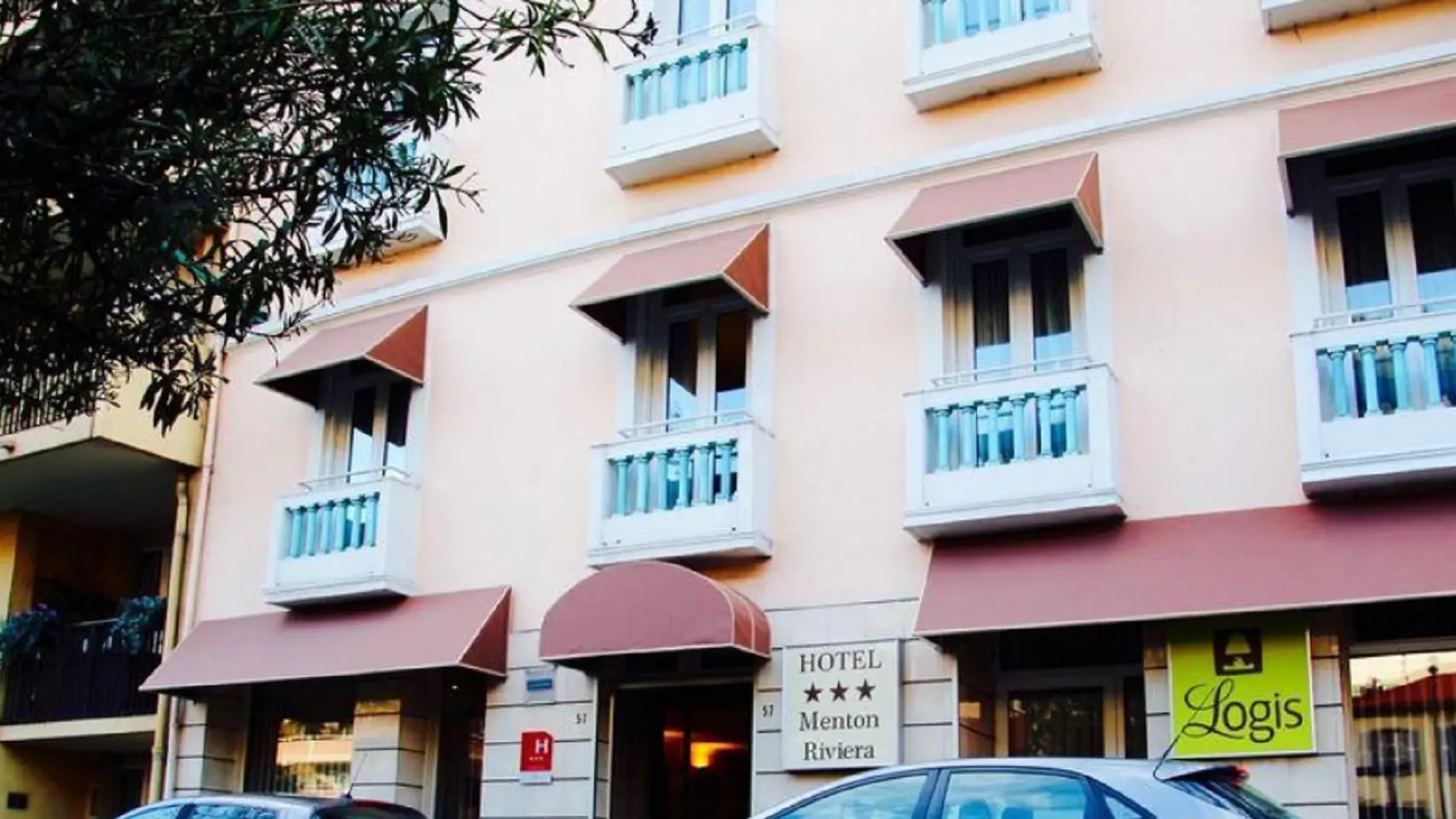 Façace de l'hôtel Menton Riviera