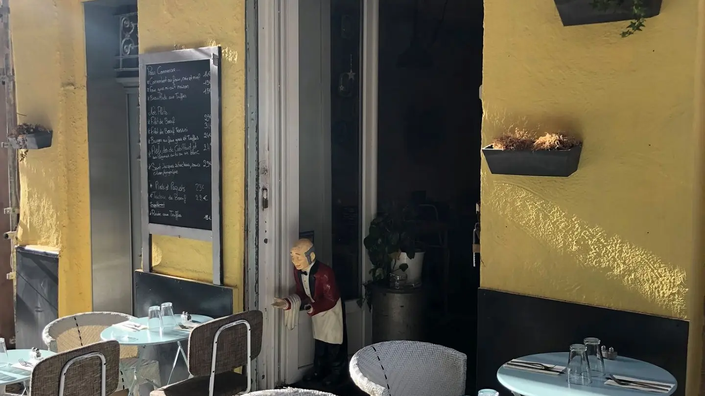 devanture avec sa façade