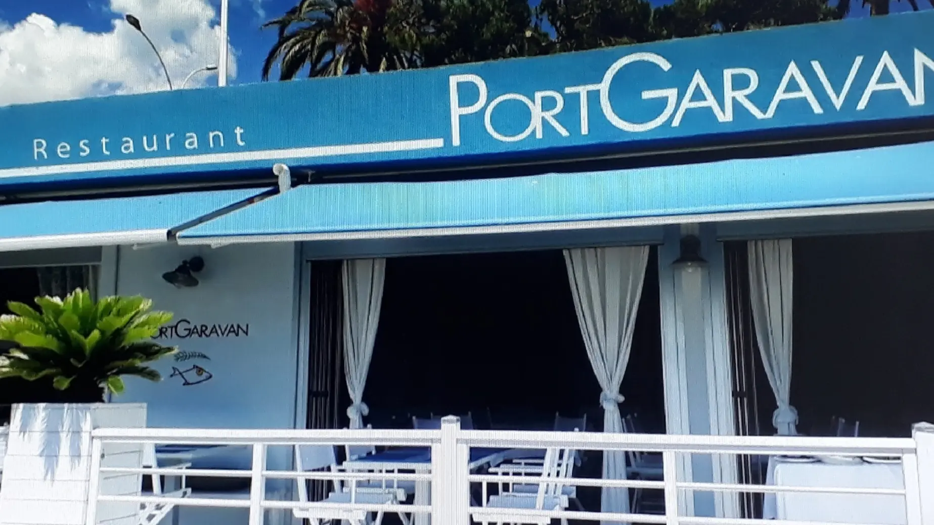 Devanture du restaurant Port Garavan