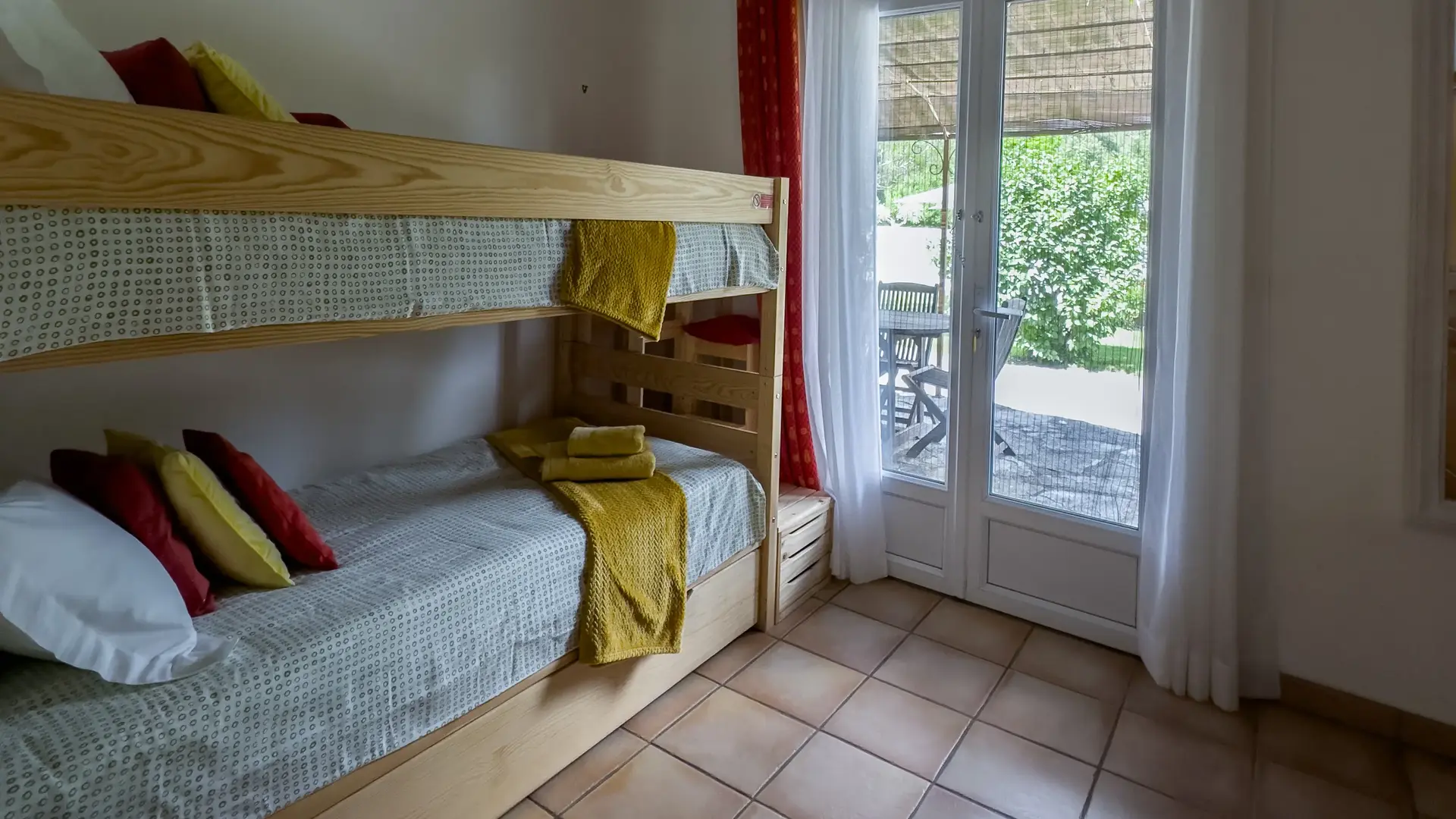 Chambre vue terrasse