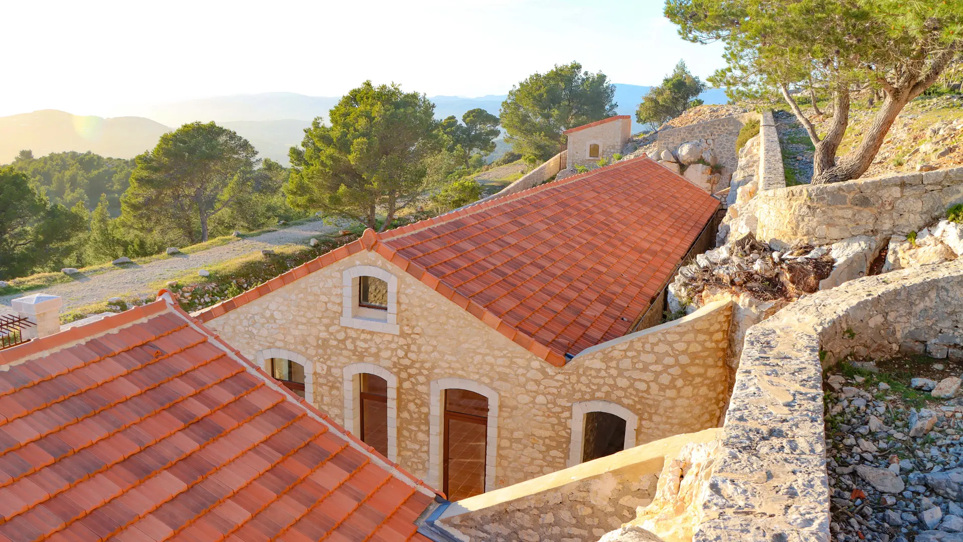 Randonnée sur le sentier du Belvédère dans le Massif du Gros Cerveau_Sanary-sur-Mer