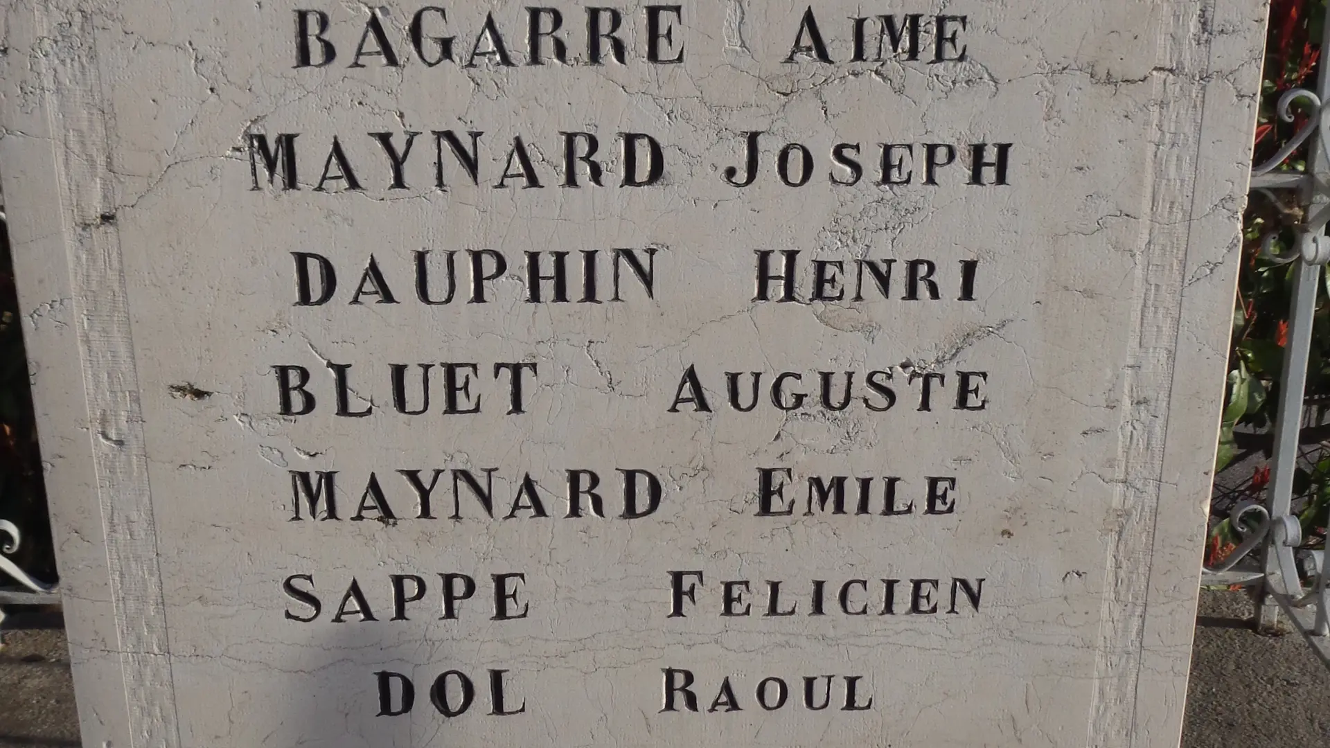 names of the deceased engraved on each side