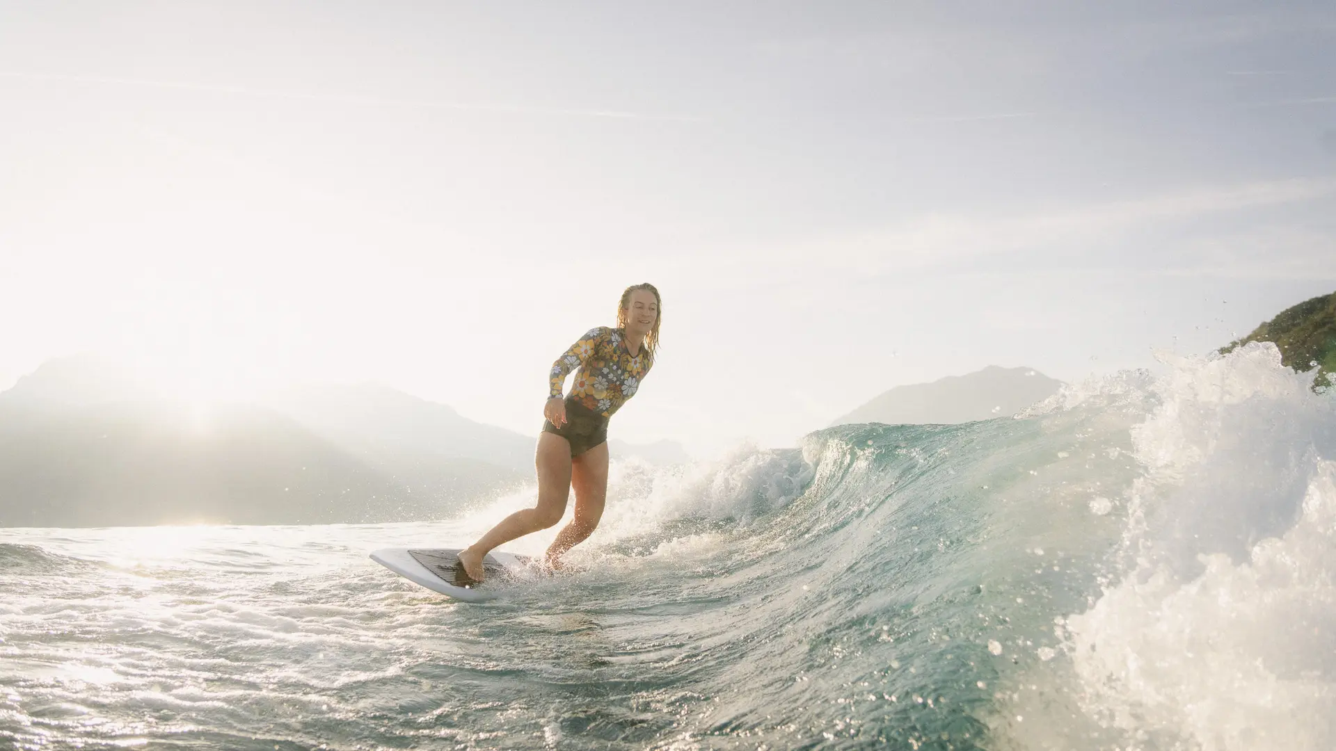 Venez surfer sur le lac de serre ponçon