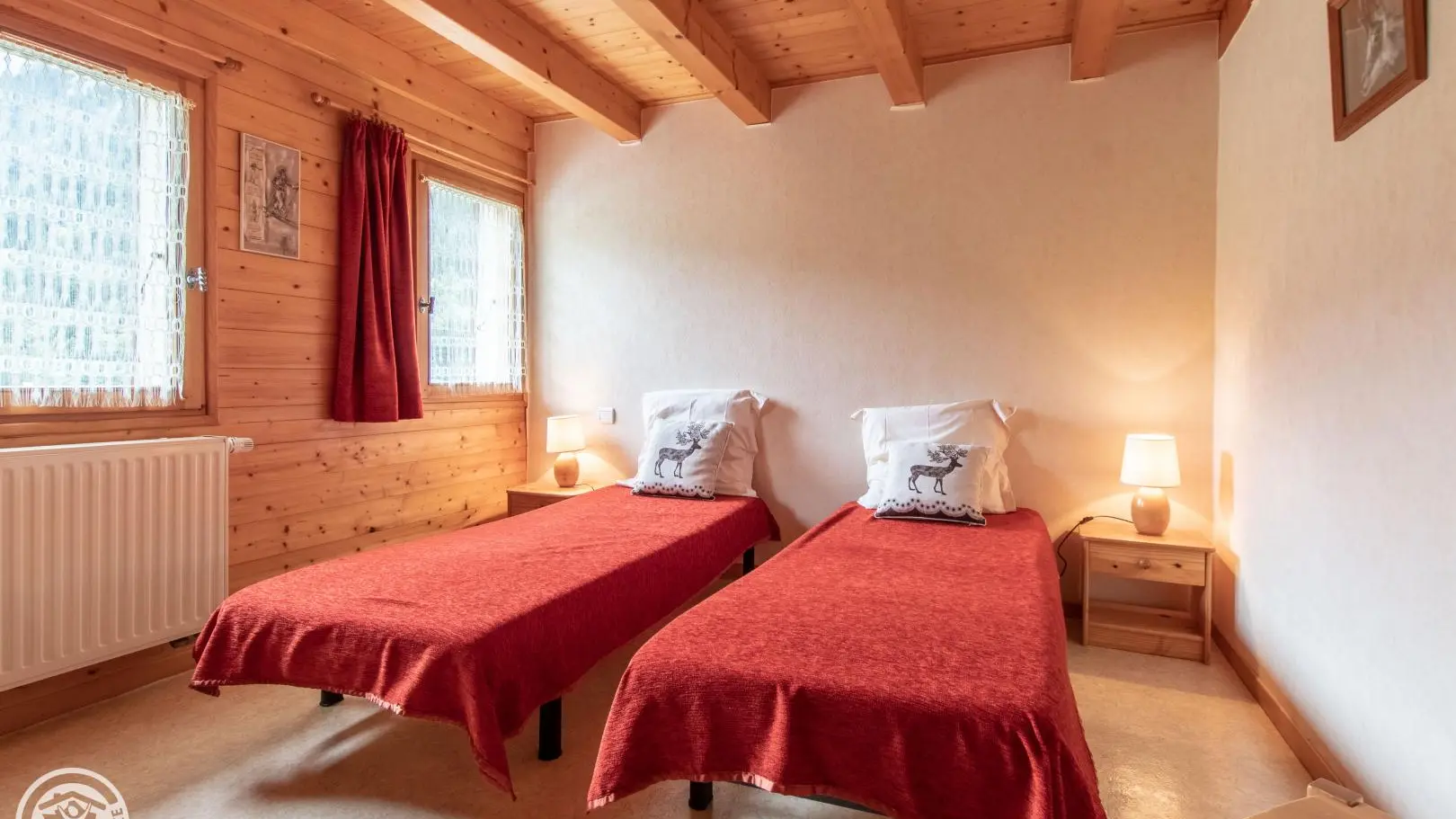 Chambre avec 2 lits simples (possibilité de les rassembler)