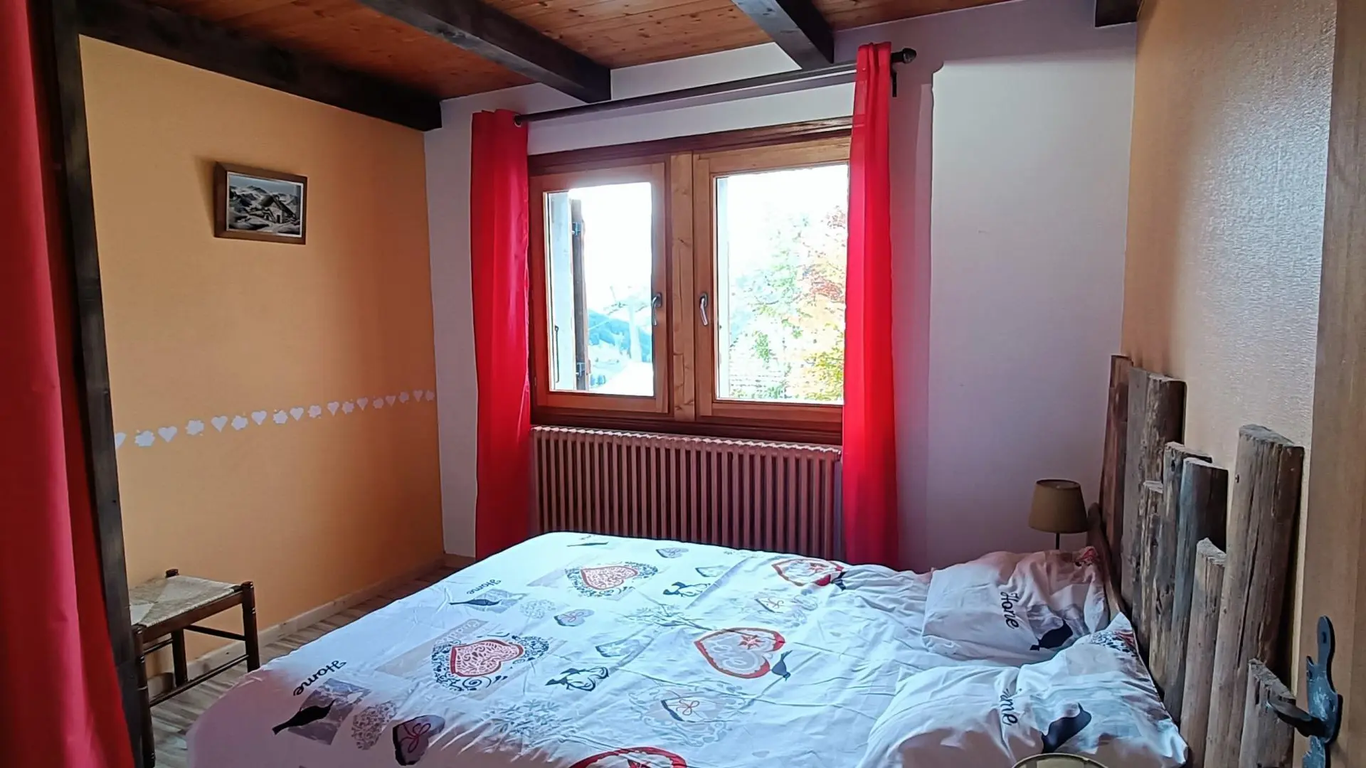 Chambre 1 avec lit double