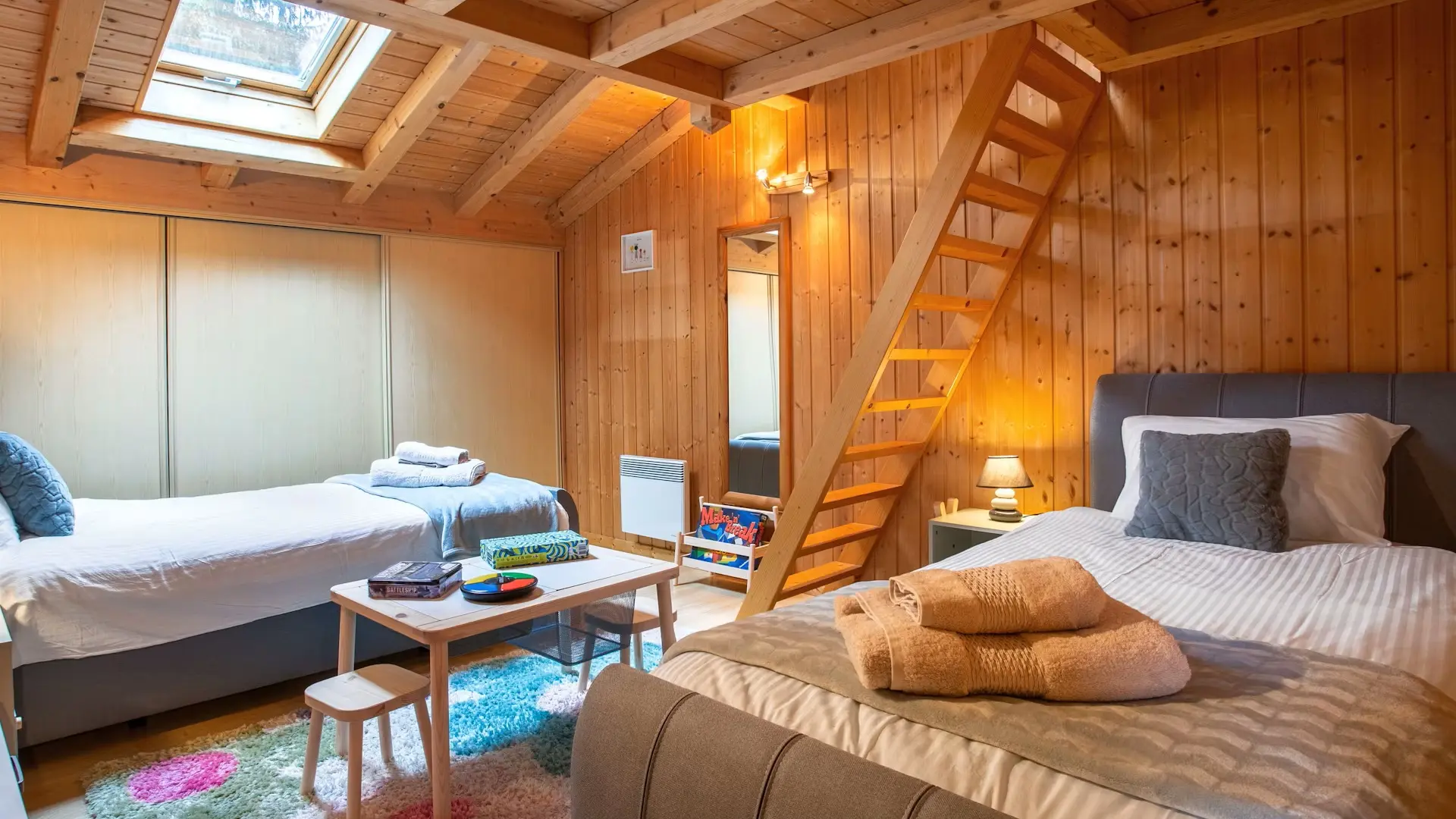 Chambre 3 avec lit simple et lit double