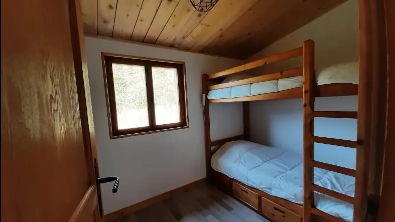 Chambre 2 lits superposés