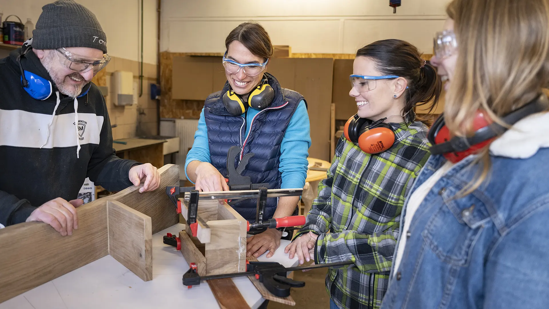 Atelier  Fabrique ta table basse en bois de Ré-emploi_Faverges-Seythenex