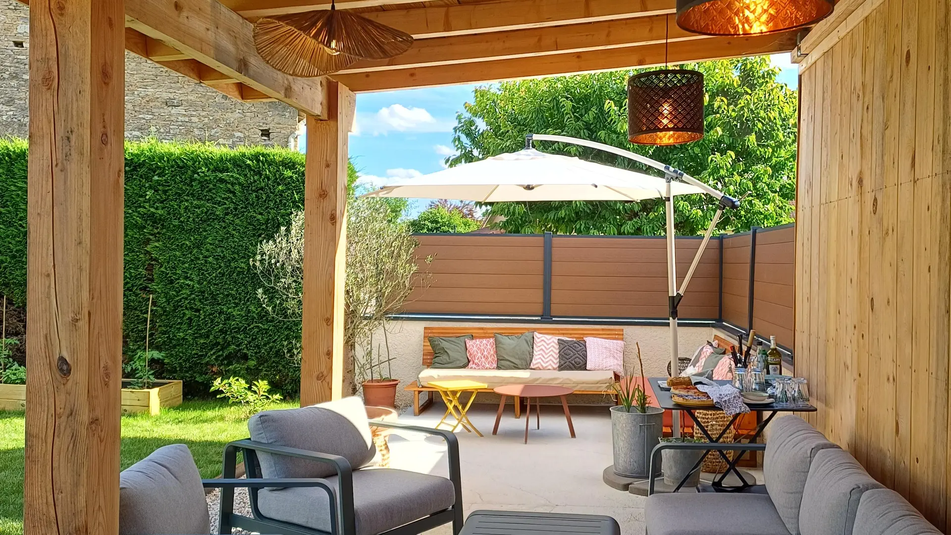 Terrasse avec coin salon d'été
