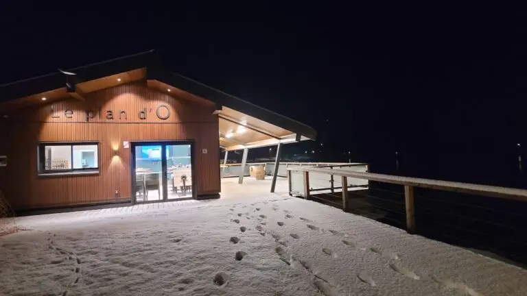 exterieur restaurant lac