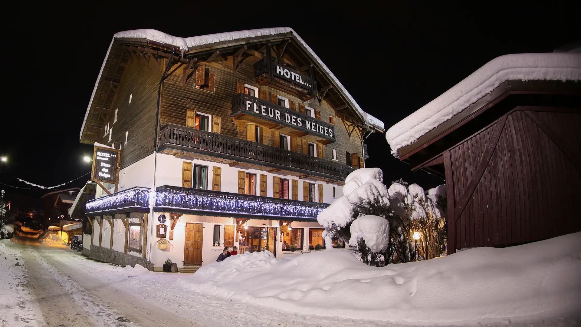 Hôtel sous la neige