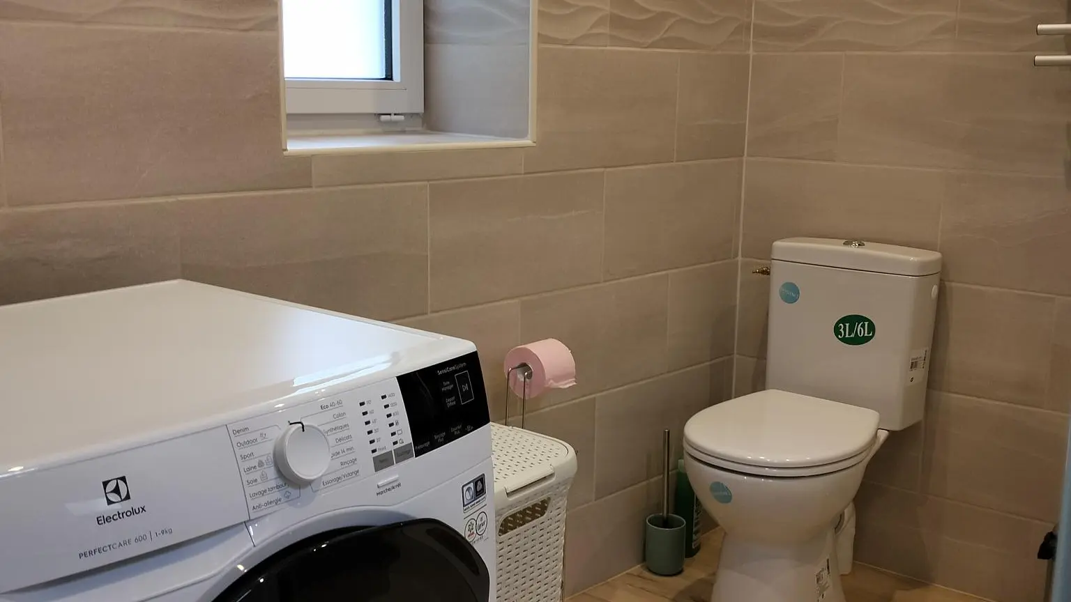 Salle de bains et machine à laver