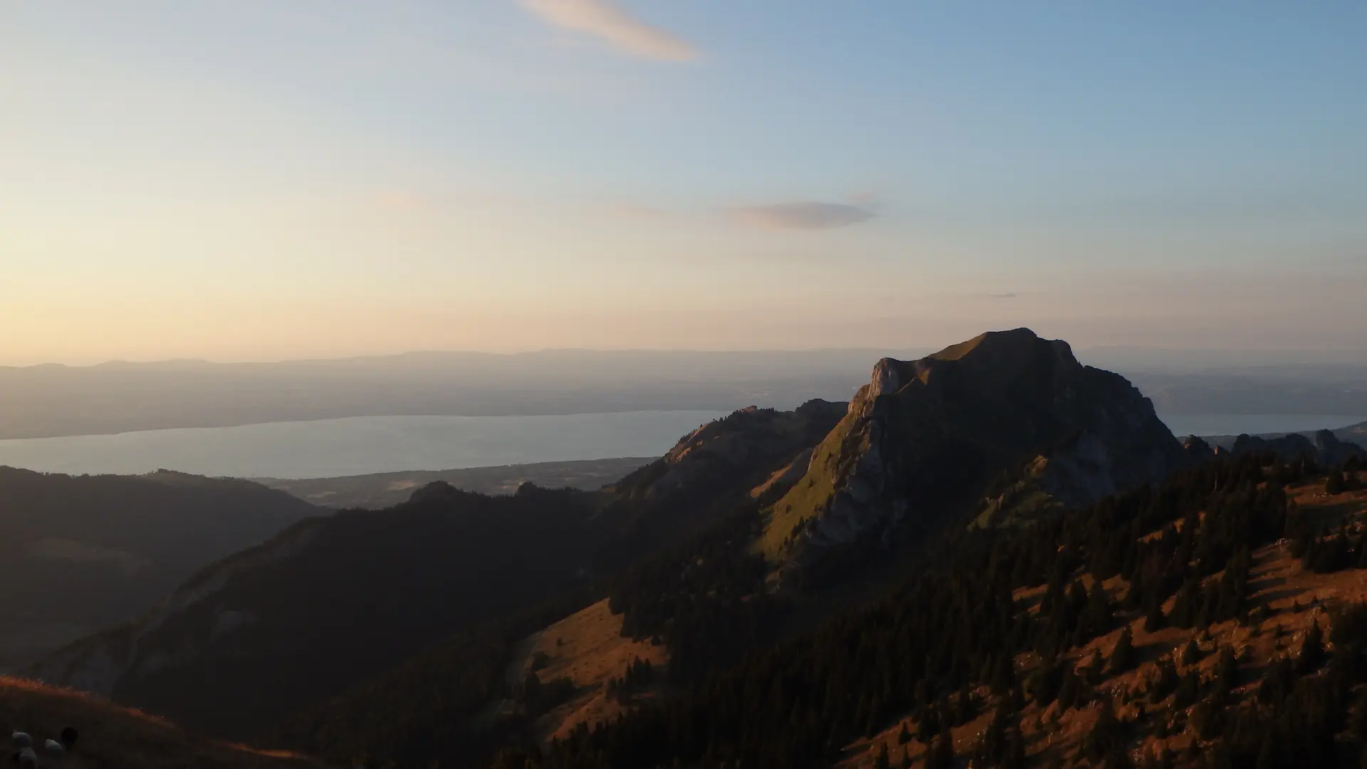Mont Billiat depuis la pointe d'Ireuse au coucher de soleil