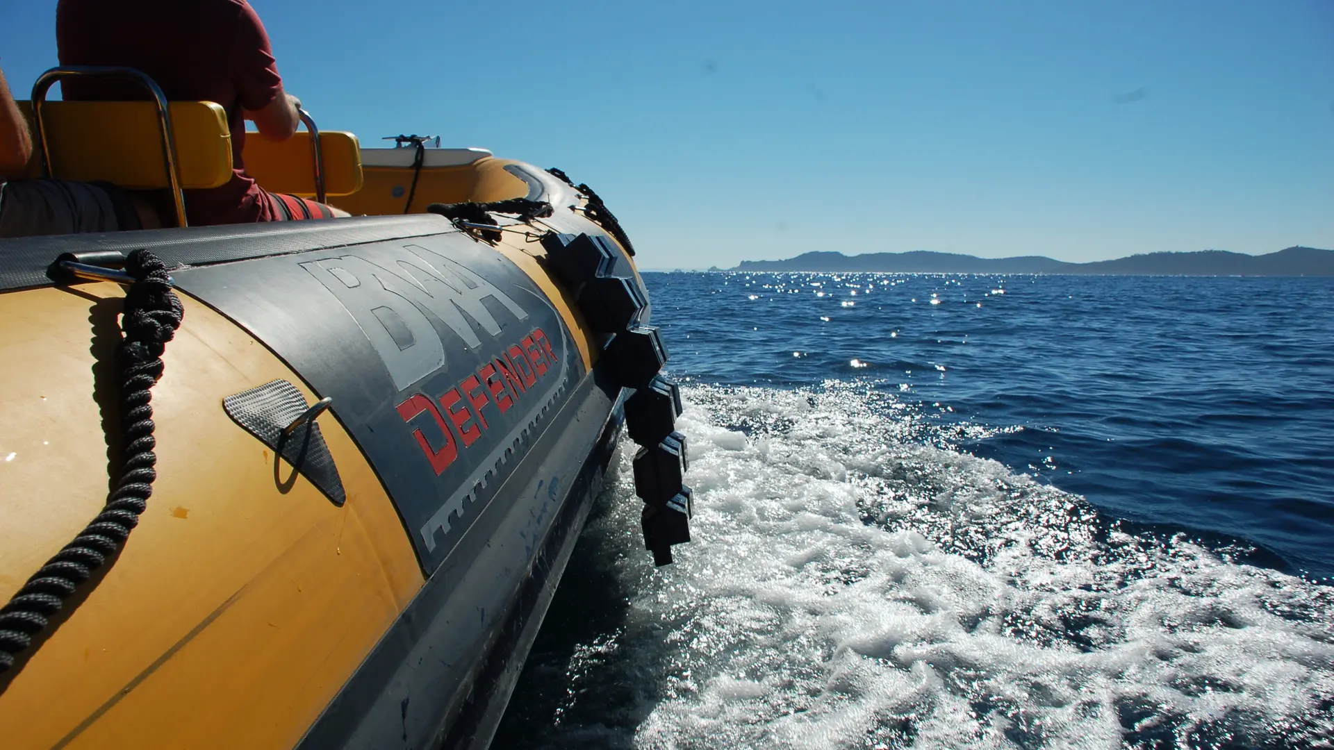 îles d'or évasion - excursions en bateau