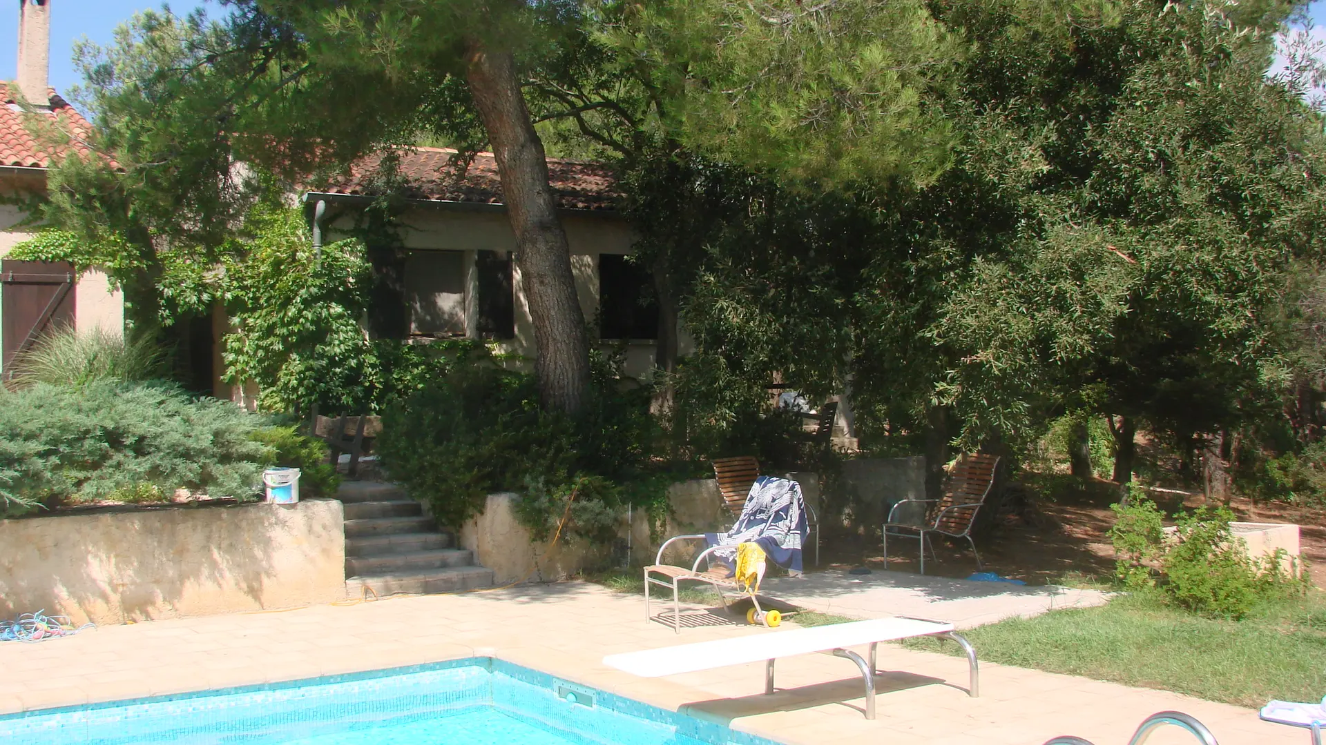 Jardin avec piscine