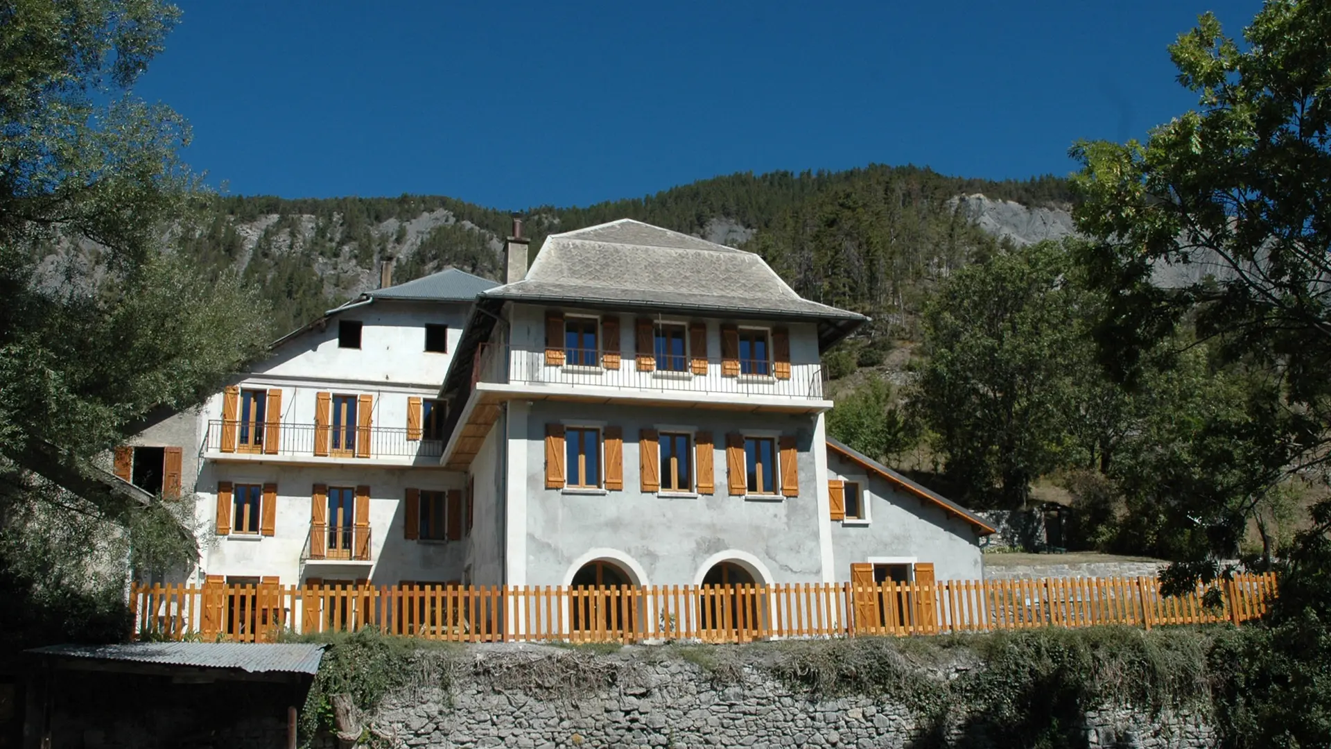 Gîte Auberge L'Éterlou