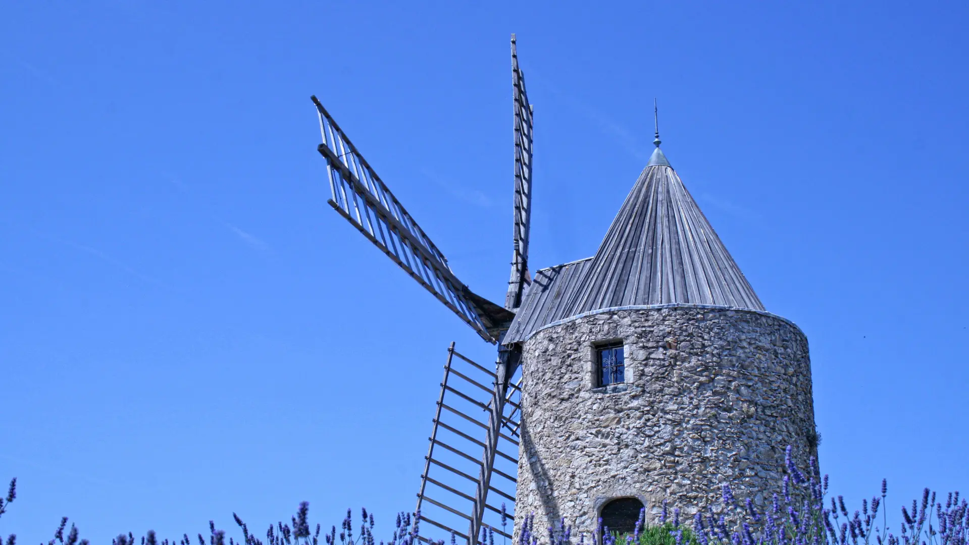 Moulin St Roch à Grimaud