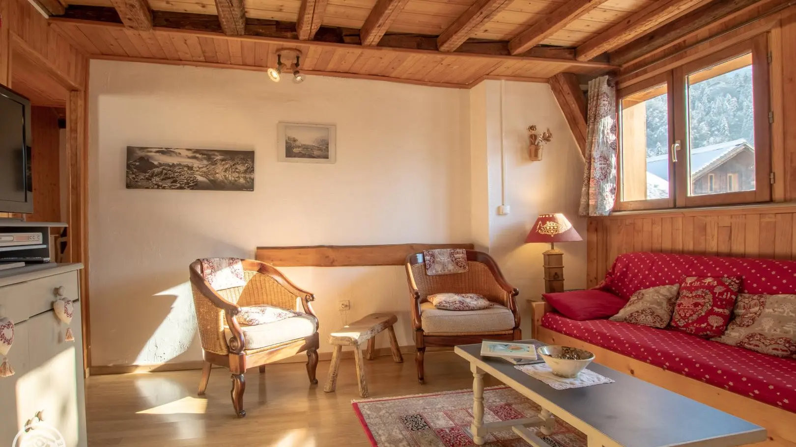 Belle pièce lumineuse.